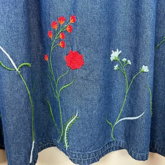 Country Store Denim Dress Large Blue Embroidered Floral Pintucked Knee Length - Picture 4 of 7